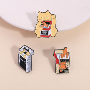 3 стиля мультяшная сигаретная коробка с кошкой эмаль предупреждение о курении убивает лозунг броши на лацканах одежды значки забавная мягкая эмалированная булавка на лацкан - Product Image 1
