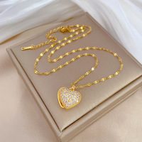 Collar de Acero Inoxidable Chapado en Oro de 18K con Forma de Corazón y Incrustaciones de Perlas y Conchas, Estilo Lujoso para Mujer, Marca MW
