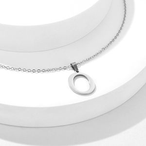 Collar Moderno Grande de Acero Inoxidable con 26 Letras para Mujer, Joyería Transfronteriza Pulida con Cadena de Clavícula y Perlas al por Mayor - Product Image 5
