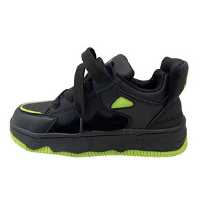 Scarpe Chunky per Uomo e Donna - Design di Nicchia Moda Nazionale Personalizzato con Dettaglio Nero sul Tallone - Product Image 3