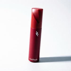 Tinte Labial en Barra Troistouch Rojo de Larga Duración, Fórmula K-Beauty para Todo Tipo de Piel, Cuidado Diario - Product Image 1