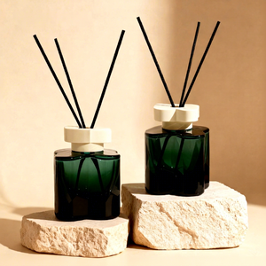 Luxury Unique Flower Shape 130ml <b>200ml</b> Flameless Aroma <b>Bottle</b> Empty Gradient Green Glass Reed Diffuser <b>Bottle</b> With Plastic Lid - Product Image 1