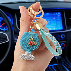 Porte-clés de luxe en strass <span class=keywords><strong>avec</strong></span> breloque cerise, porte-clés de voiture <span class=keywords><strong>personnalisé</strong></span> en cristal pour femme, pendentif de sac tendance, cadeau - Product Image 4