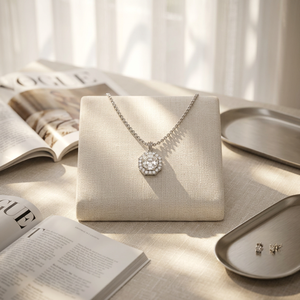 Collier pendentif élégant en or plaqué avec diamant de laboratoire brillant de taille marquise, bijou de luxe tendance, cadeau idéal pour elle - Product Image 1