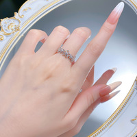 Cincin Bunga Karangan Bunga Perak S925 dengan Desain Unik, Nuansa Mewah Ringan Berkualitas Tinggi, Cincin Perak Murni Serbaguna untuk Wanita.