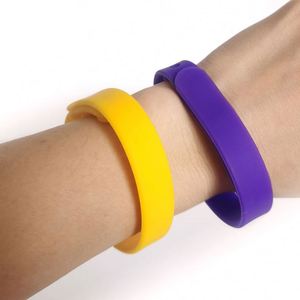 Bracelet en silicone à prix bas, vente en gros, taille réglable, bracelet en caoutchouc, impression personnalisée du logo et du texte - Product Image 6