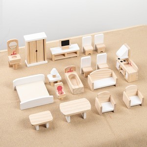 Nouveaux produits en gros : Ensemble d'accessoires de meubles de maison de poupée en bois Montessori pour filles, jouets de jeu d'imitation - Product Image 1