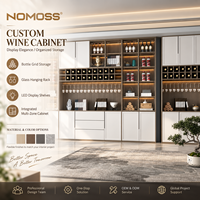 Meuble à vin en bois moderne sur mesure, stable et assemblé pour salon, avec étagères de rangement et présentoir à bouteilles