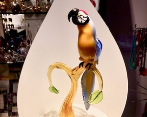 Sculpture de perroquet en verre de Murano soufflé à la main, décoration artistique contemporaine, vase de table de forme irrégulière, écologique, pour Diwali et mariage - Product Image 3