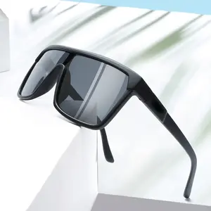批发高品质时尚猫3 uv400一件式镜片大塑料偏光太阳镜