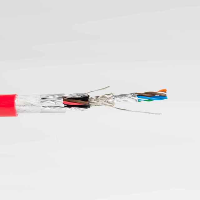 Flexible Signal Cable for Sensor Signal Transmission with Multi-core Shielding