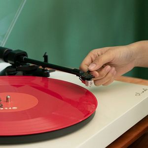 <span class=keywords><strong>Tocadiscos</strong></span> de Vinilo Portátil de Madera con <span class=keywords><strong>Sonido</strong></span> HiFi de Buena Calidad y Estilo Moderno, <span class=keywords><strong>Tocadiscos</strong></span> de Vinilo USB - Product Image 4