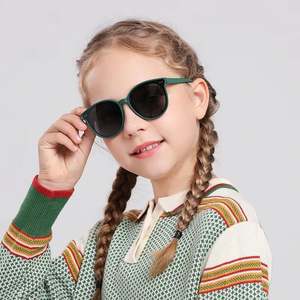 Nouvelles Lunettes de Soleil Polarisées pour Enfants 3-12 Ans UV400 Garçons Filles Monture Carrée TPEE Style Œil de Chat pour Enfants 2025 - Product Image 4