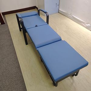 Fauteuil pliant de soins médicaux Ke Ming, chaise de compagnie pour lit d'hôpital avec roulettes, bleu roi KM-PH106 - Product Image 1