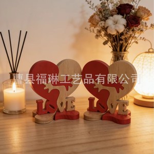 เครื่องประดับรูปหัวใจไม้สน งานแฮนด์เมด ตกแต่งวันวาเลนไทน์ - Product Image 2