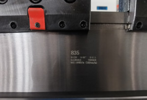 Da69t Hệ Thống 220t4000 CNC Báo Chí Phanh Máy 8 + 1 Trục Tự Động 8 + 1 Trục Đấm Chết Công Cụ Cho Nhôm Uốn Bao Gồm Bơm - Product Image 3