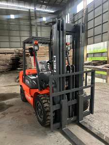 Carretilla elevadora usada original de marca China Heli H2000 serie 35 de 3,5 toneladas con dos marcos de puerta y una altura de 4,5 metros - Product Image 4