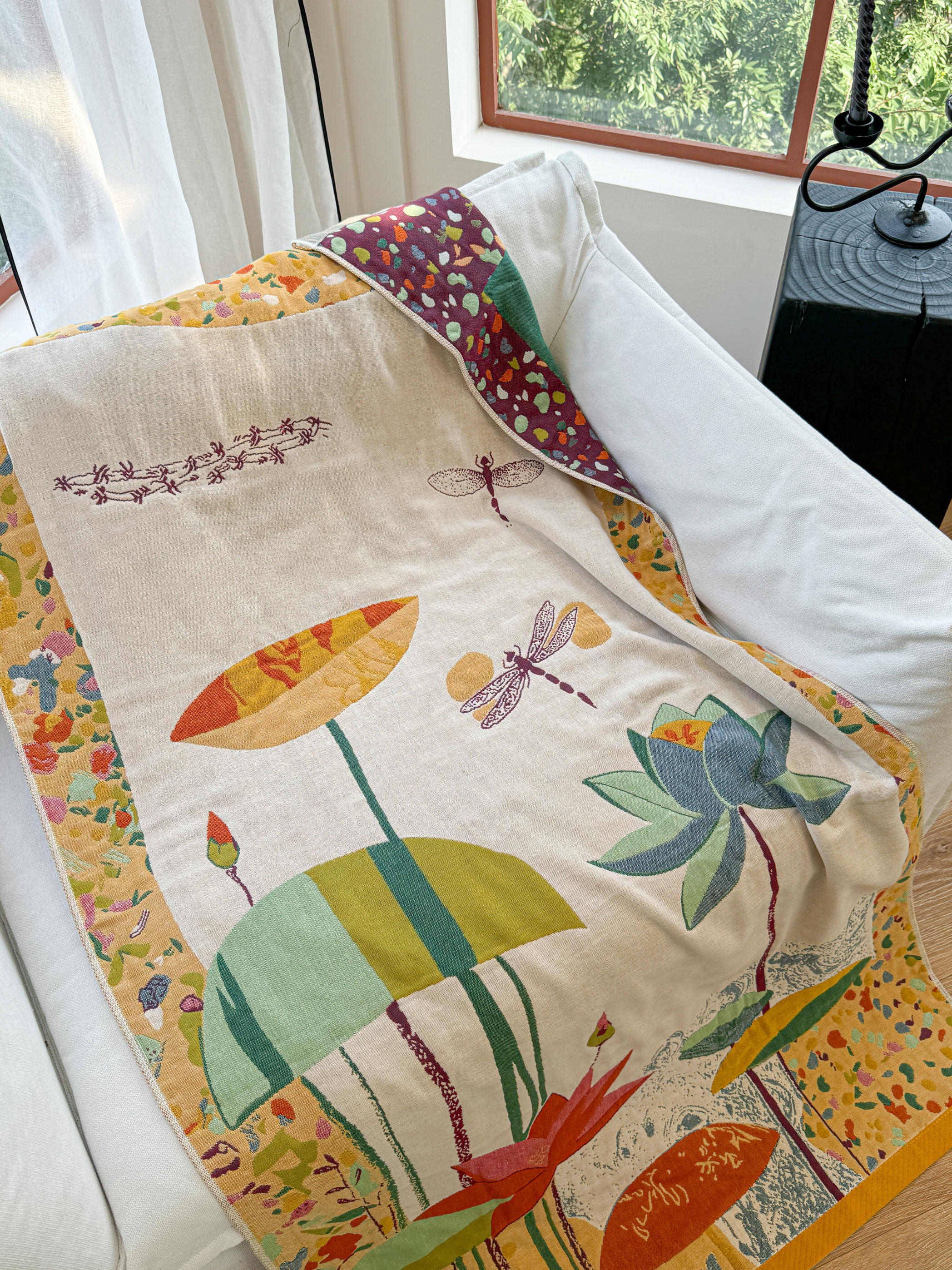 สีเหลือง