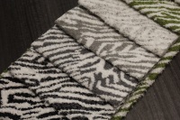 Tapis de canapé en chenille jacquard écologique 100% polyester à motif zèbre ondulé, peluche haute densité, doux, pour décoration intérieure, multicolore