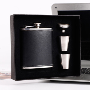 Portable <span class=keywords><strong>En</strong></span> Acier Inoxydable Hip Flask Verre Vin et Whisky Pot avec Bouteille <span class=keywords><strong>En</strong></span> Cuir Entonnoir Voyage Tour Drinkware Tasse - Product Image 3