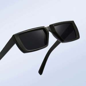 Gafas de Sol Cuadradas con Degradado de Doble Color Retro Personalizadas, Protección UV400, Gafas de Sol Rectangulares Azules para Hombre y Mujer - Product Image 2