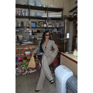 Conjunto de Pijama y Bata Gigi para Mujer, Cómodo y Elegante, de la Marca Cream Team - Product Image 2