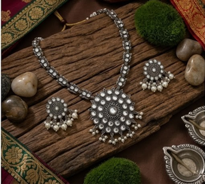 Ensemble collier et boucles d'oreilles classiques circulaires en cuivre oxydé et laiton pour femme, bijoux ethniques traditionnels pour fêtes et fiançailles - Product Image 2