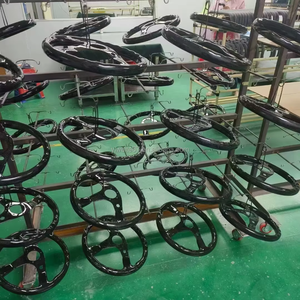 Volant sport en fibre de carbone 3K - Carbone pré-imprégné, haute adhérence, rigide, adapté aux véhicules de performance - Product Image 5