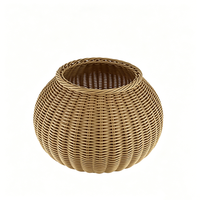Panier de rangement pratique en plastique PP tressé imitation rotin, écologique, fait main, multi-usages pour salon, cuisine, chambre, coiffeuse