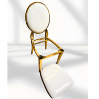 Chaise de mariage empilable avec cadre en métal plaqué or, chaise de salle à manger en similicuir pour salle de banquet