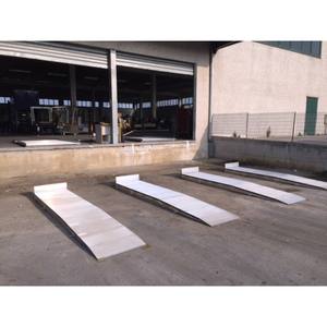 Nueva Rampa de Acceso TMUP de Alto Rendimiento - Construcción de Aluminio Resistente, Borde de Aleación de Aluminio, Capacidad de Carga de 4000 kg, Eficiente para Almacenes - Product Image 4