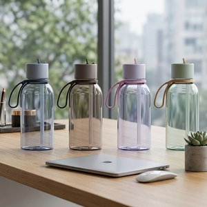 <span class=keywords><strong>Bouteille</strong></span> d'eau de sport Tritan avec paille pliable, sangle de transport en silicone souple, sans BPA, anti-fuite, <span class=keywords><strong>bouteille</strong></span> d'eau portable pour l'école, 19 oz - Product Image 3