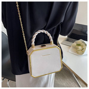 IStapromo <b>Gifts</b> Women Shoulder Handbags Purses Lady Travel Cute Hard <b>Box</b> Shape Pu Leather Crossbody Bag With Short Rope Handle - Product Image 3