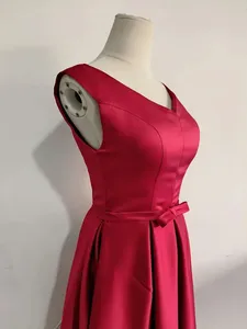 <span class=keywords><strong>Robe</strong></span> <span class=keywords><strong>de</strong></span> mariée blanche en satin à col en V sexy, coupe trapèze, longueur genou, élégante, vintage, pour l'été, bal <span class=keywords><strong>de</strong></span> promo, mariage, demoiselle d'honneur, invitée, longues robes <span class=keywords><strong>de</strong></span> soirée - Product Image 4