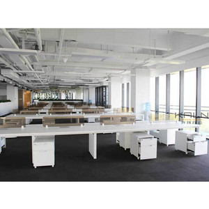 Postes de travail modulaires modernes et ouverts <span class=keywords><strong>pour</strong></span> 4 personnes, cloisons de bureau <span class=keywords><strong>en</strong></span> mélamine de niveau E0, pieds réglables, hôpital, atelier - Product Image 4