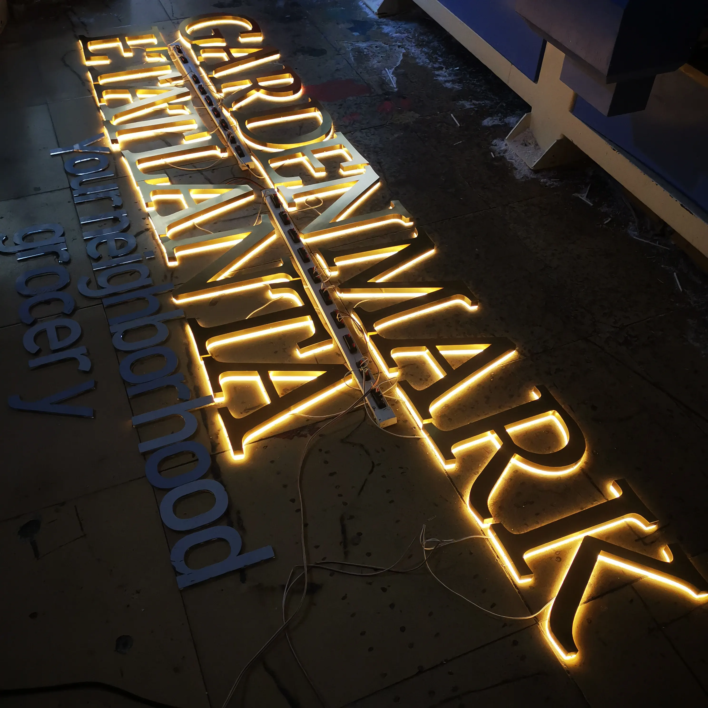 Custom Business Signs LED Signage Letters LED 3D acrylic sign for Company brand logo outdoor store sign