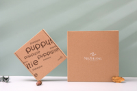 Emballage en carton écologique pour colis postaux, impression personnalisée du logo, boîte à courrier en kraft rose pour l'expédition et l'emballage