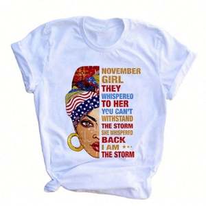 Camiseta de Algodón Blanca con Cuello Redondo para Mujer, Diseño Casual con Corduroy Teñido Liso y Logotipo Personalizado, Estilo Africano - Product Image 1