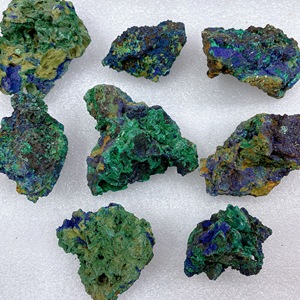 Cristalli Grezzi di Azurite di Alta Qualità all'Ingrosso per Meditazione e Guarigione, Forma Irregolare - Product Image 1