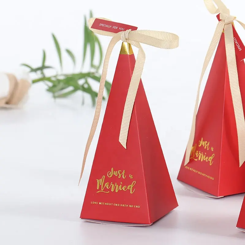 Umwelt freundliche Großhandel Golden Foil Hochzeits bevorzugung Red Candy Box, Gros grain Ribbon Paper Box mit speziell für Sie Label