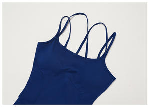 Combinaison de yoga respirante et élastique à logo personnalisé, coupe ajustée, effet push-up, bretelles croisées côtelées, une pièce - Product Image 6