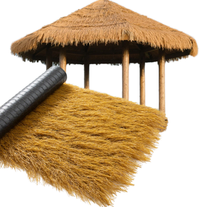 Gazon artificiel réaliste jaune imitation chaume pour la décoration de toits tropicaux, de cabanes de jardin et de bâtiments commerciaux - Product Image 1