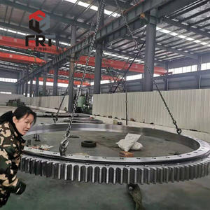 Fabricante de Piezas de Transmisión de Potencia Industrial, Procesamiento de Engranajes, Engranajes Helicoidales en Espiga, Forjado - Product Image 1