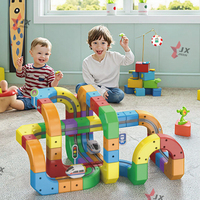 Tren Eléctrico Magnético de Pista de Carreras con Bloques de Construcción Encajables 2026: Juguetes Educativos para Niños