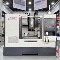 Centre d'usinage vertical CNC VMC650, centre d'usinage vertical 3 axes, fraiseuse VMC pour le métal
