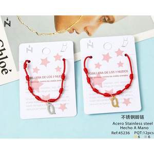 Chaîne de cheville en acier inoxydable à sept nœuds avec lettre Q et bracelet en corde rouge pour femme, bijou de mode, charme de protection, chaîne de pied - Product Image 1