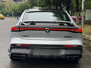 CHANGAN UNI-V 2025, Automóvil de Gasolina, Sedán de <span class=keywords><strong>Segunda</strong></span> <span class=keywords><strong>Mano</strong></span>, 1.5T 2.0T - Product Image 3