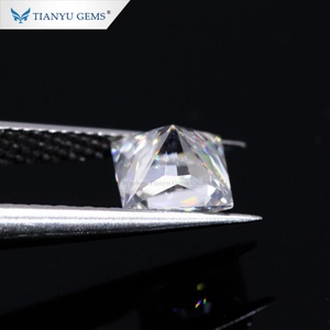 หินเพชรมอยส์ซอไนต์สังเคราะห์ตัดรูปเจ้าหญิงตามสั่งรูปทรงแฟนซี - Product Image 3