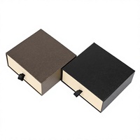 Boîte rigide carrée imperméable haut de gamme personnalisée pour ceintures, chapeaux et foulards, impression UV, logo personnalisé, fermeture magnétique, emballage cadeau