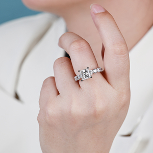 แหวนแต่งงานเพชรทรงปรินเซสคัท 2 กะรัต คุณภาพสูง ผลิตตามสั่ง พร้อมใบรับรอง IGI เพชรเพาะเลี้ยง ตัวเรือนทองคำแท้ 14K สำหรับการสั่งซื้อแบบด่วน - Product Image 2